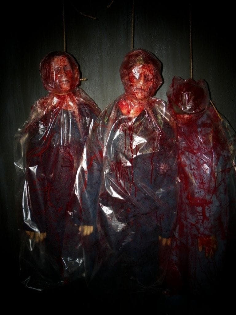 "Bloody Body Bag with Body" Halloween Prop - 6 Foot