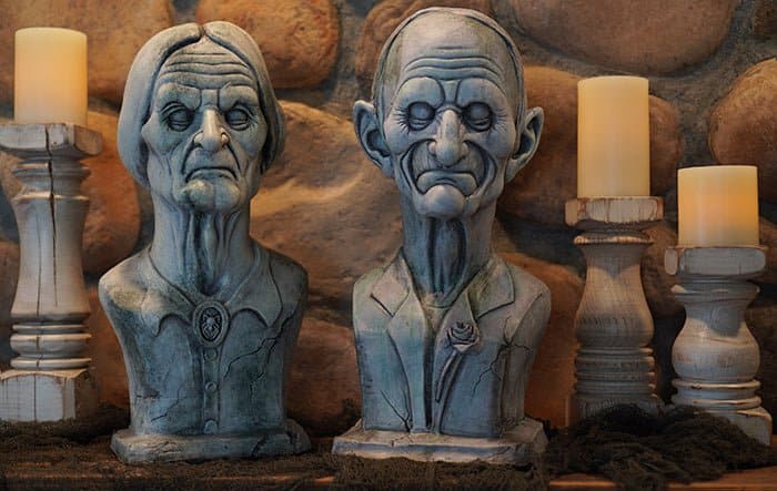 "Madam and Master Macy Ghostly Manor Busts" Halloween Decoration