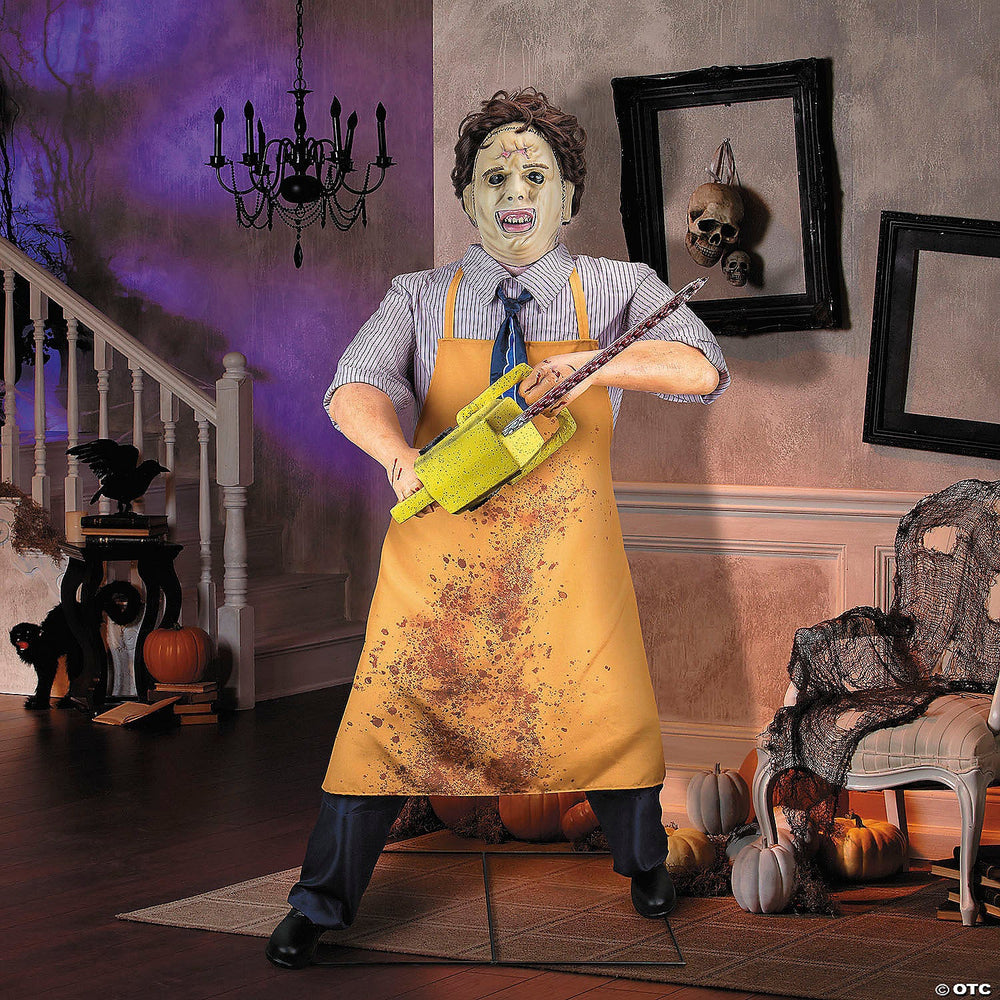 NEW FOR 2025 The Texas Chainsaw Massacre™ Leatherface Halloween Animatronic