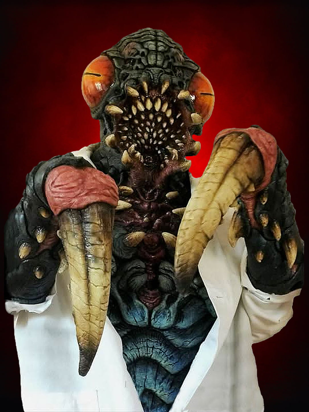 "Evolve" HD Studios Pro Halloween Costume