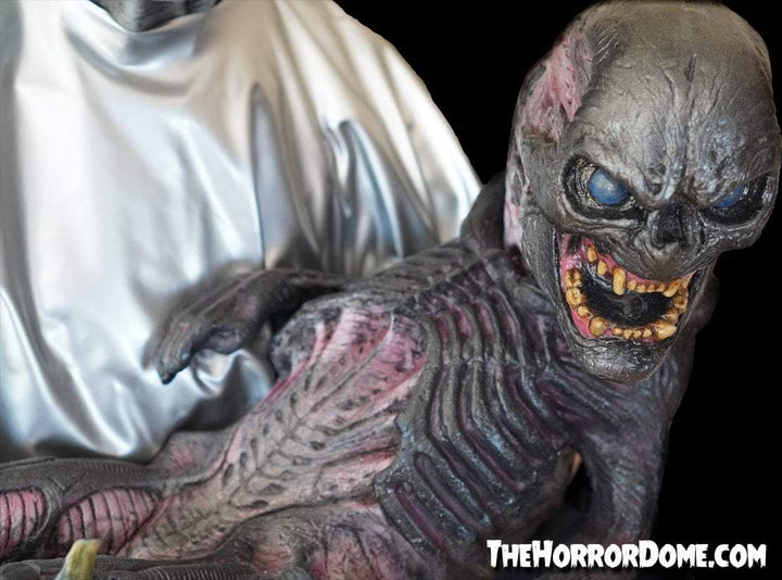 "Alien Xenomorph Puppet" HD Studios Halloween Prop