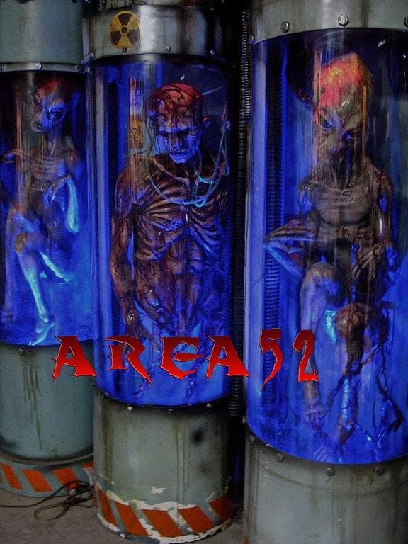"Area 52 Alien Cryo Chamber" Professional Sci-Fi Alien Prop