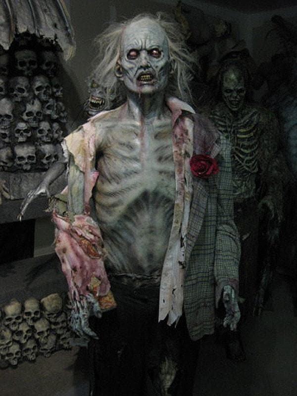 "Living Dead Zombie" Professional Halloween Prop