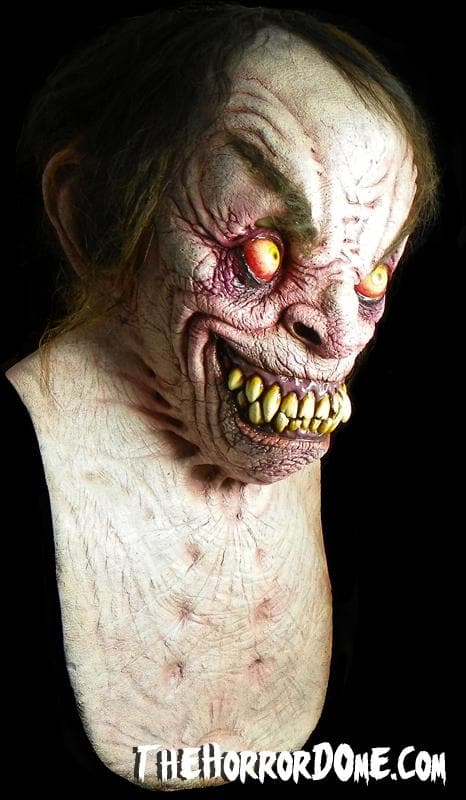 Bloodshot eyes of the Midnight Creeper HD Studios Pro Halloween Mask