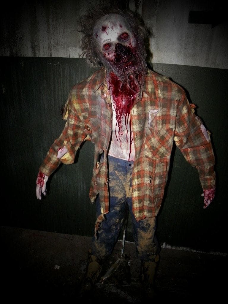 "Muddy Man Zombie" Bloody Halloween Prop