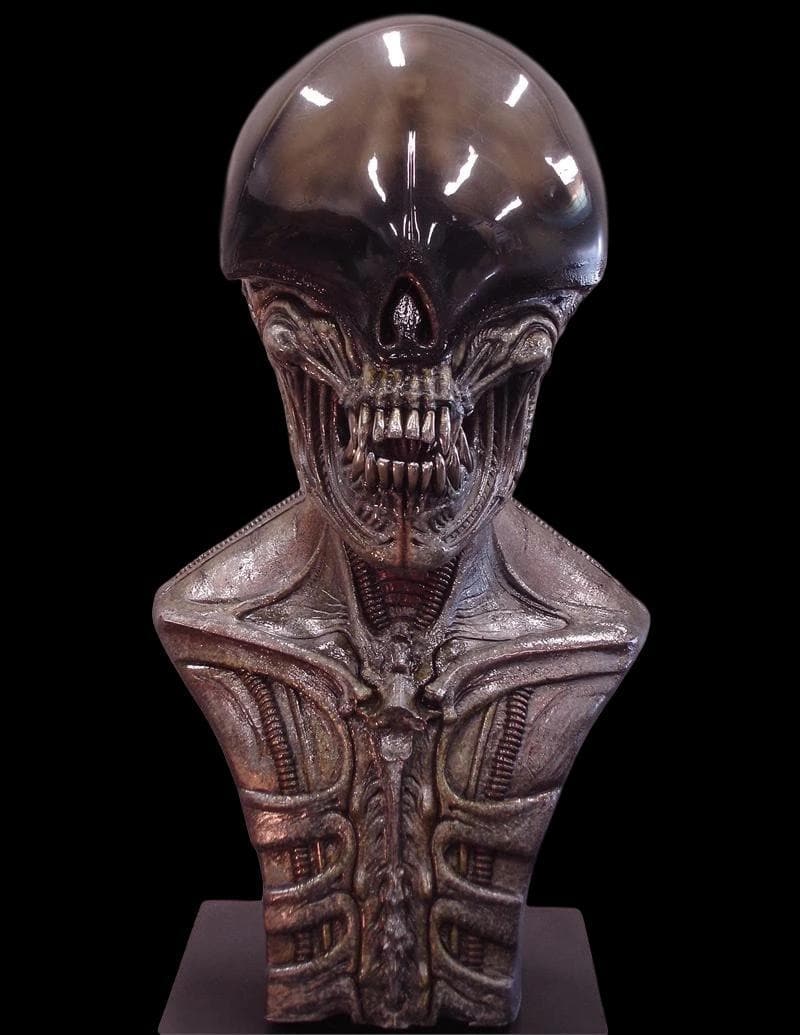 "Necronomicon Alien Head" Halloween Prop