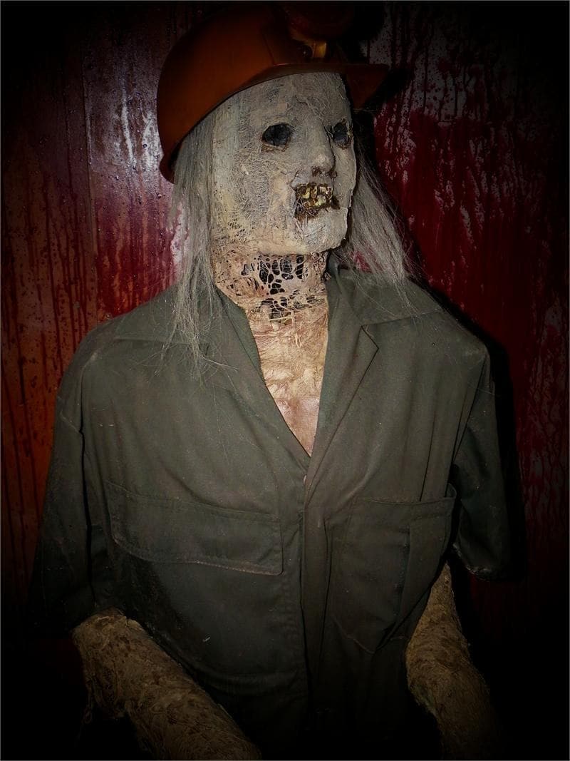"Old Miner Corpse" Halloween Zombie Prop